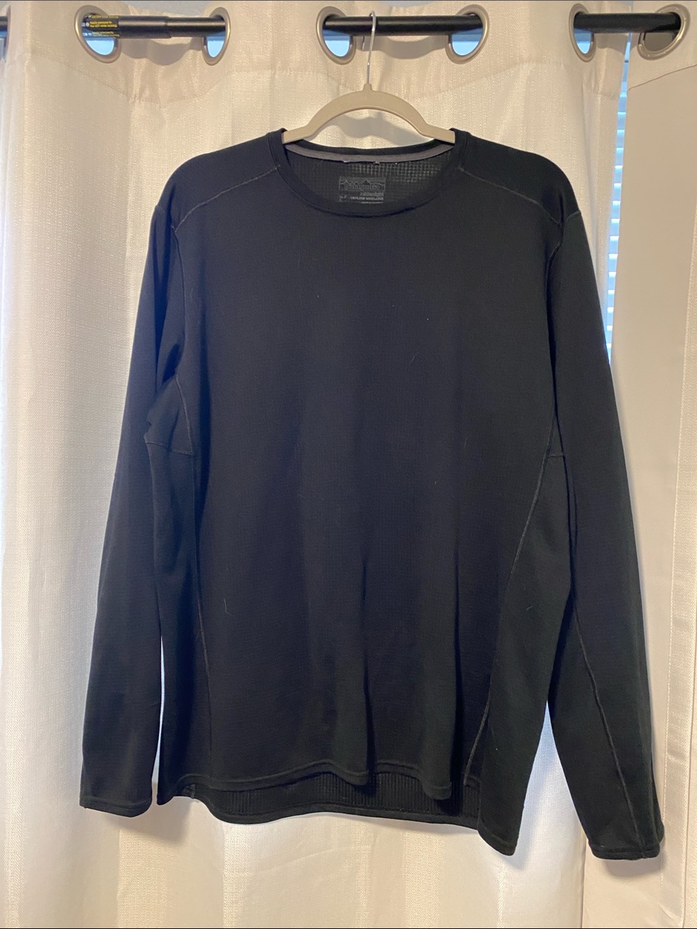 Patagonia Black Waffle-Texture Midweight Capilene Baselayer men’s large